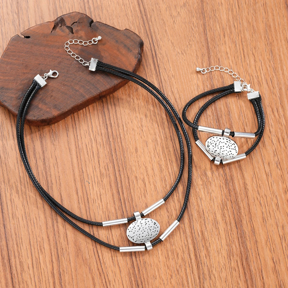 Gold Necklace & Bracelet Set