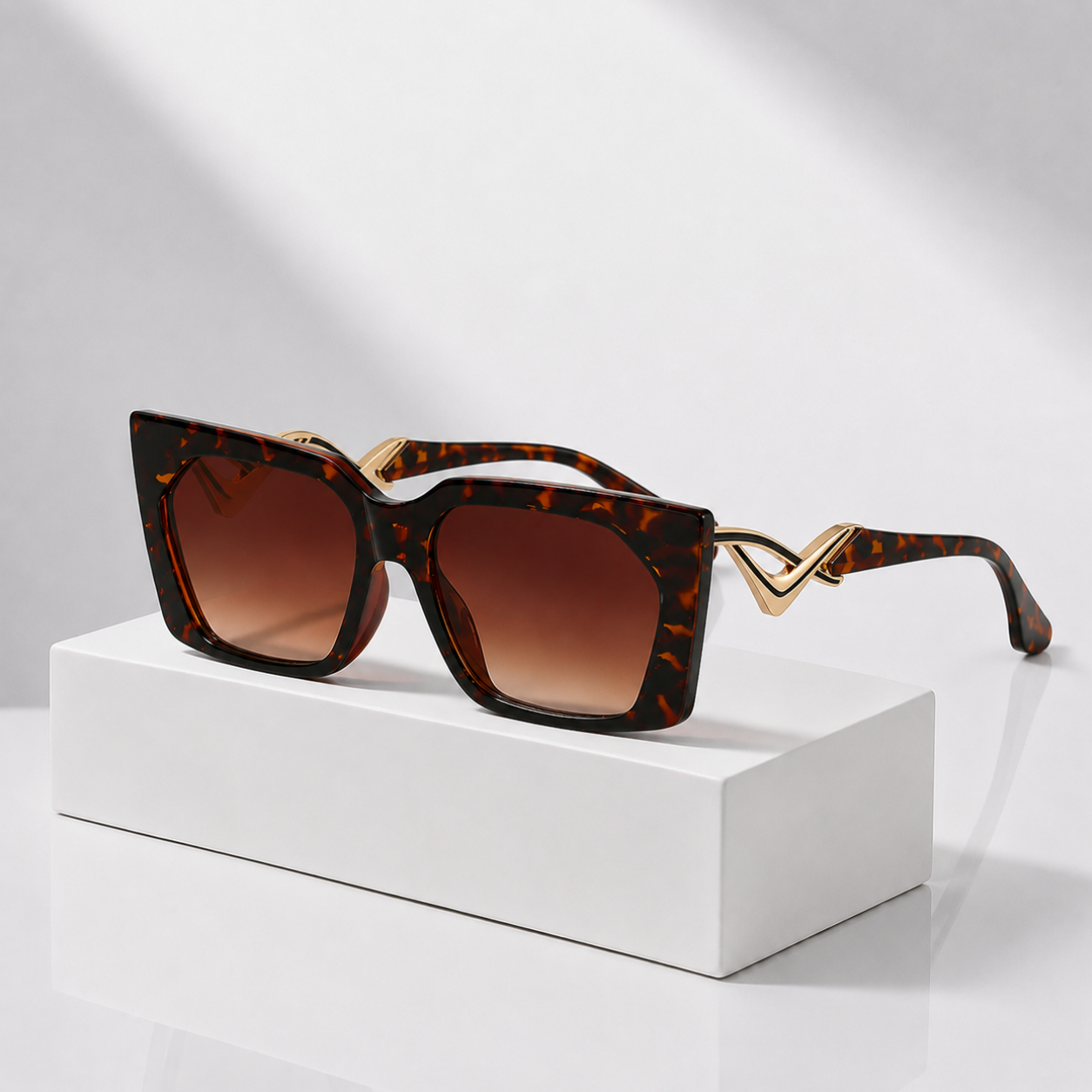 AURORA SUNSET SQUARE SUNGLASSES